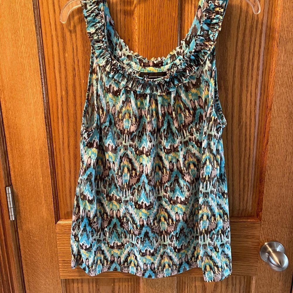 Inc sleeveless XL blue yellow top